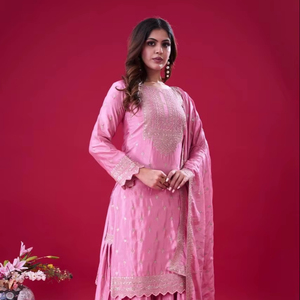 ชุดสูทผ้าไหมพิมพ์ลายสวยงามและเรียงเป็นลำดับได้ดีจากนักออกแบบที่ไม่เหมือนใคร - Product Image 1