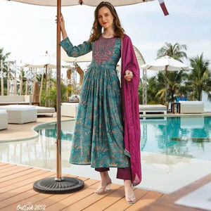 Conjuntos de Kurti mezclados de viscosa al por mayor con Dupatta para ropa de fiesta india y paquistaní - Product Image 1