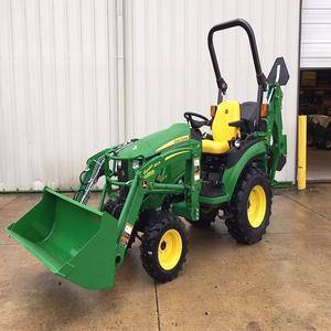 รถไถเดินตาม John Deere รุ่น 2025R 75 แรงม้า ขับเคลื่อน 4 ล้อ ระบบเกียร์ พร้อมปั๊ม กล่องเกียร์ และลูกปืน รับประกัน 1 ปี สำหรับใช้งานในฟาร์ม - Product Image 6