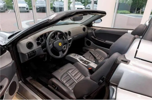 Spider F1 2024 Usado, Coupé V8 de Alto Rendimiento, Suministrado desde Japón, Sin Accidentes y Listo para Enviar - Product Image 4