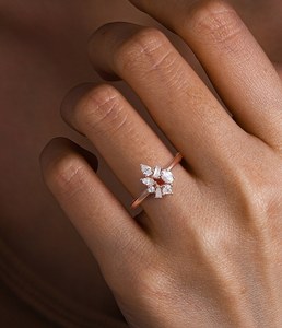 Anillo de Compromiso Delicado con Diamante Cultivado en Laboratorio de Múltiples Formas, Oro Sólido de 14K, Joyería Fina para Regalo de Aniversario o Fiesta para Parejas - Product Image 2