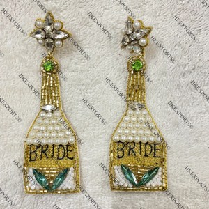 Pendientes de cuentas rosas champán elegantes hechos a mano, pendientes largos colgantes chapados en oro para bodas y ocasiones especiales - Product Image 5