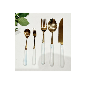 Cuchara de latón con el mejor tamaño pequeño único y color de mango de resina para un tamaño personalizado y pulido brillante hecho a mano - Product Image 5