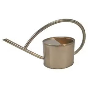 Bidon d'eau en fer de couleur blanche Qualité exclusive Forme et taille personnalisées Bidon d'eau Design antique Plantes Arrosoir - Product Image 2