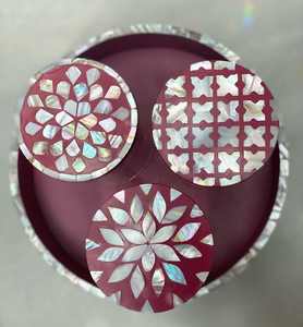 Elegante caja de regalo de caramelo acrílico transparente con incrustaciones de concha de nácar Diseño árabe Premium Bodas y regalos de Ramadán - Product Image 5