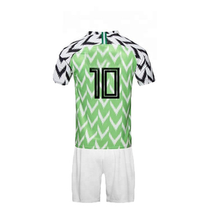 Uniforme de fútbol para hombre, camiseta y pantalones cortos personalizados, transpirable, de secado rápido, cómodo, conjunto de ropa deportiva para entrenamiento de fútbol - Product Image 3