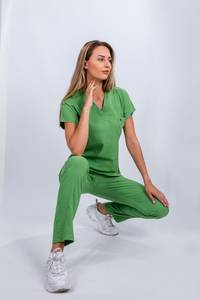 Ensembles d'uniformes médicaux de haute qualité à prix de gros – Tissu polyester-coton confortable et tendance pour usage hospitalier - Product Image 2