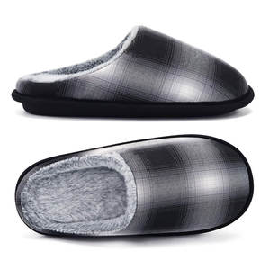 Pantuflas Unisex Personalizables con Logotipo, Último Modelo, Elegantes, para Usar en Interiores y Exteriores, para Hombre - Product Image 1