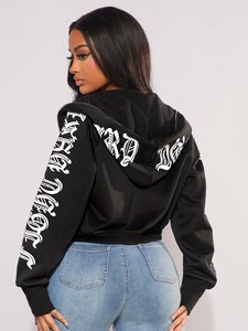 Sweat à capuche personnalisé avec fermeture éclair pour femmes, imprimé, épaules tombantes, disponible dans toutes les couleurs, fabriqué au Pakistan - Product Image 2