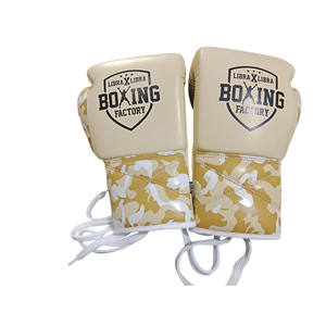 Libra x libra Guantes de boxeo de entrenamiento profesional Sacos de arena Guantes de boxeo Logotipo personalizado Guantes de kick boxing de cuero de vaca - Product Image 2