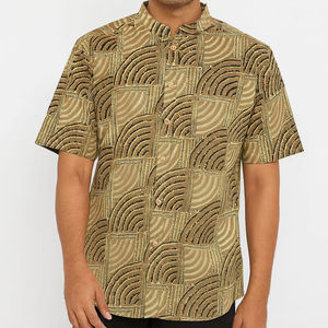 เสื้อเชิ้ตลำลองผู้ชาย - Product Image 1