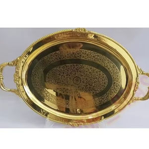 Plateaux de service en laiton magnifiquement fabriqués à la main avec un design unique, un choix de vente à chaud pour une décoration et des cadeaux élégants. - Product Image 1