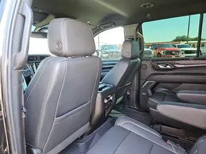 GMC Yukon Denali 2022 abordable - Product Image 2