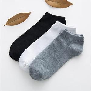No Show Chaussettes Unisexe Plaine Couleur Unie Noir Blanc D'été Chaussettes Personnalisées En Vrac Du Pakistan Fabricant chaussettes de Sport - Product Image 5
