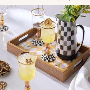 ถาดไม้หรูหราพร้อมกรอบเพชรรูปผึ้งที่ทนทานและที่จับที่สะดวกสำหรับตกแต่งโต๊ะอเนกประสงค์ - Product Image 1