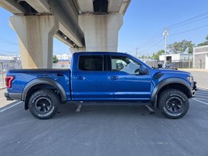 FORD F-150 RAPTOR 2018 USADO, Volante a la Izquierda/Derecha - Product Image 2