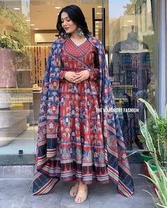 Dames traditionnelles exclusives fantaisie indienne pakistanaise Anarkali Salwar costume robe coton matériel pour les femmes indiennes meilleur prix - Product Image 3