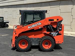 2020 Kubota SSV65 Skid Steer Loader - 65HP Machine de construction compacte et durable - Product Image 2