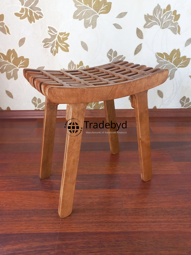 Available in different Colors