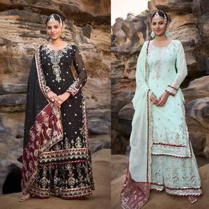 Faux fil de georgette avec broderie de séquence et haut de travail Moti Rivet avec manches longues et Sharara avec bordure en dentelle Dupatta - Product Image 5