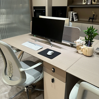Poste de travail de bureau moderne avec cloison, table modulaire pour 4 personnes, mobilier de bureau commercial