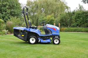 Cortadora de Césped Iseki SXG 326 en Venta, Cortadora de Césped Económica y Confiable, Perfecta para Mantener Grandes Céspedes y Jardines a Bajo Precio - Product Image 5