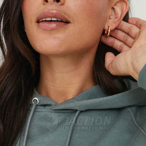 Vente en gros de sweats à capuche respirants pour femmes dernier style de sweats à capuche pour femmes de couleur unie à prix bon marché pour la vente en ligne - Product Image 4