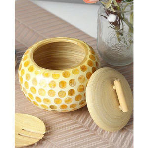 Pot en bambou élégant avec incrustation de nacre, récipient décoratif pour bonbons et fruits, idée cadeau festive du Nouvel An lunaire - Product Image 1