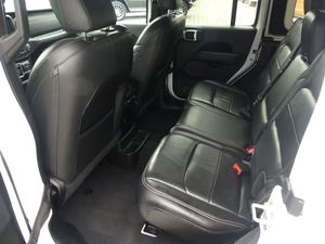 <span class=keywords><strong>Segunda</strong></span> <span class=keywords><strong>mano</strong></span> 2019 <span class=keywords><strong>Jeep</strong></span>-<span class=keywords><strong>Wrangler</strong></span> Automático Diésel 4 Cilindros Euro6d 5 Seat 200hp COCHES USADOS Listo para Exportar a Todo el Mundo - Product Image 2