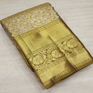 Op Maat Gemaakte Pishwas Gouden Zijden <span class=keywords><strong>Saree</strong></span> Met Prachtige <span class=keywords><strong>Zari</strong></span>-Weven. Gemaakt Van Premium Zijde Lichtgewicht Textuur. Ideaal Voor Bruiloft - Product Image 1