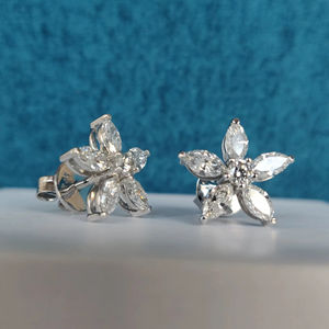 Boucles d'oreilles clous en diamant moissanite taille marquise style moderne avec plaqué or 9 carats argent 925 bijoux fins pour femmes à bas prix - Product Image 1