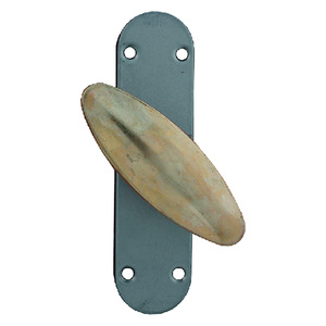 Poignée en laiton et fer pour entrées métalliques de type Cremonese - Product Image 1