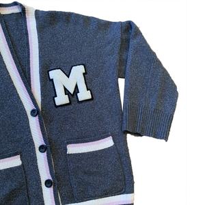 Cárdigan Acrílico Unisex con Logotipos Personalizados, Suéter de Manga Larga, Ropa de Moda DE LA Fraternidad, Estilo Informal, Botón Completo - Product Image 3