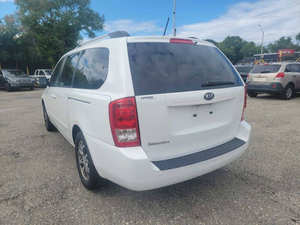 Kia Sedona LX LHD d'occasion 2014 - Product Image 5