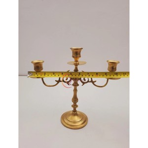 Candélabres en laiton de table couleur or Design de luxe Pots à bougies uniques Excellente qualité Candélabres de taille et de forme personnalisées - Product Image 6