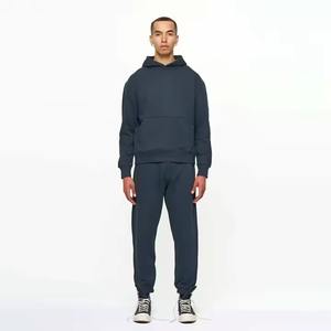 Ropa deportiva nueva al por mayor, ropa de diseñador personalizada informal, chándal transpirable para hombre, chándal para hombre - Product Image 1