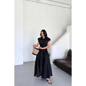 ชุดแต่งงานผ้าลินินลายแจ็คการ์ดสีดำพร้อมผ่าด้านหน้าและกระเป๋า - Product Image 1