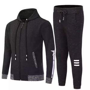 Conjunto de chándales con capucha para hombre, ropa deportiva de dos piezas, informal, para otoño e invierno, chándales elegantes, 2022 - Product Image 1