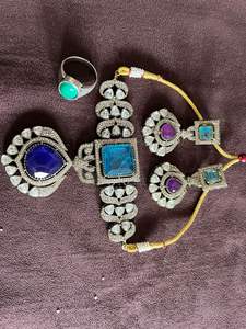 Conjunto de Gargantilla Kundan de moissanita de lujo de calidad superior perfecto para bodas, ocasiones festivas, ropa de fiesta, conjunto de joyería llamativa - Product Image 5