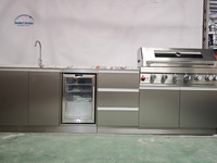 Cuisine extérieure modulaire de luxe en acier inoxydable avec portes en verre, évier, robinet, design étanche - Moderne et écologique