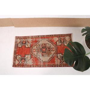 Vintage Turkish Rug 1.5x2.7 ft, <b>Red</b> Small Abstract <b>Wool</b> Rug - Product Image 3