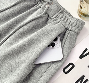 Pantalones cortos de lana de peso pesado: Pantalones cortos de chándal ultrasuaves y relajados para comodidad, gimnasio y estilo de calle - Product Image 4