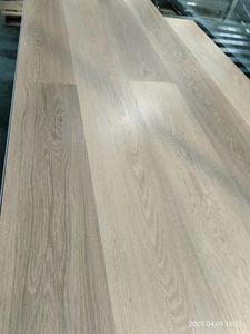 Roble europeo antideslizante antiarañazos PVC SPC suelo moderno sala de estar resistente al desgaste Click-Lock vinilo interior impermeable - Product Image 4