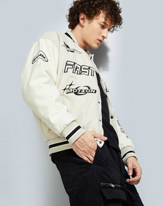 Chaqueta Universitaria Unisex de Corte Clásico con Botones Cubiertos, Personalizable, de Lana/Poliéster, Resistente al Viento, Ecológica, para Equipos Escolares - Product Image 3