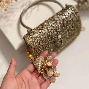 Pochette de soirée pour femme en laiton, mosaïque de verre, strass et cristaux, style Feng Shui, faite à la main, design personnalisé et sac sur mesure - Product Image 2