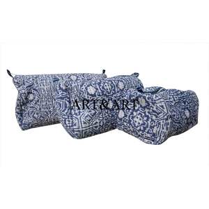 Ensemble de 3 trousses de maquillage de voyage indiennes faites à la main en coton matelassé écologique avec fermeture éclair, imprimées à la main, tendance, pour anniversaire - Product Image 3