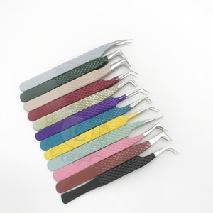 Juego de pinzas para pestañas de acero inoxidable, precio al por mayor, pinzas de Punta plateada probadas a mano, recubrimiento de polvo múltiple sostenible - Product Image 5