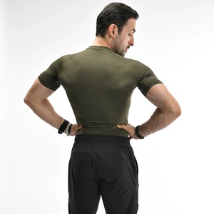 Haut de sport à manches longues pour homme, marque privée, compression, respirant, séchage rapide, écologique, tissu Spandex/Polyester - Product Image 4