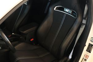 Hyundai Veloster N 2022 d'occasion en bon état, boîte manuelle 6 vitesses, turbo 4 cylindres, provenance du Texas, non modifiée - Product Image 5