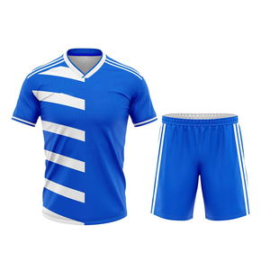 Meilleurs uniformes de football à manches courtes en polyester imprimés par sublimation, design personnalisé, prix de gros OEM, vêtements de football de haute qualité - Product Image 6